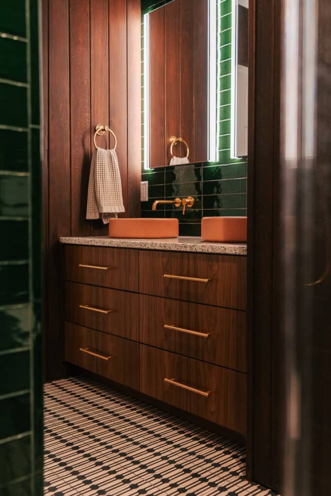 Bathroom Cabinetry Ideas 1 - Harris Timberworks DSC02629 - Bathroom Cabinetry Ideas - Harris Timberworks